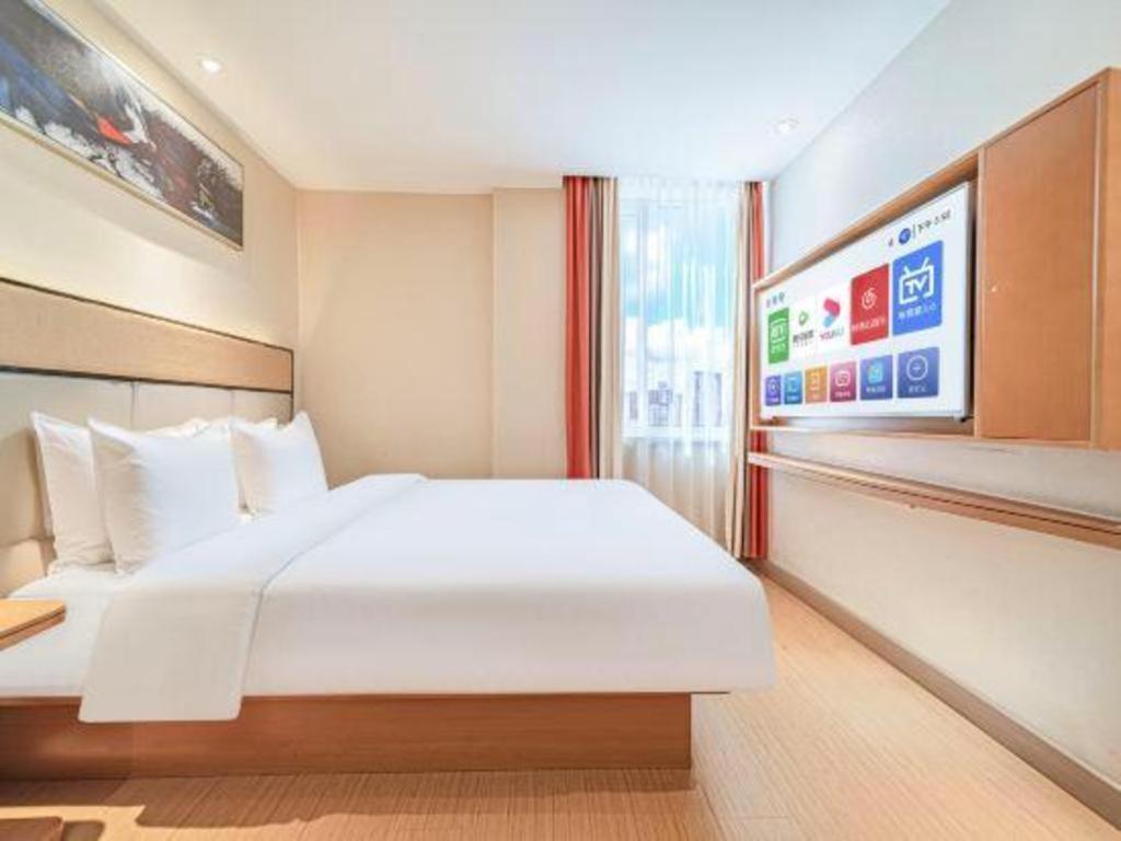 Greentree Inn Geermu Walking Street Business Hotel Golmud Bagian luar foto
