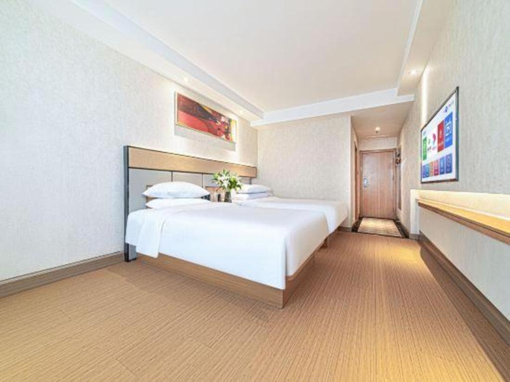 Greentree Inn Geermu Walking Street Business Hotel Golmud Bagian luar foto