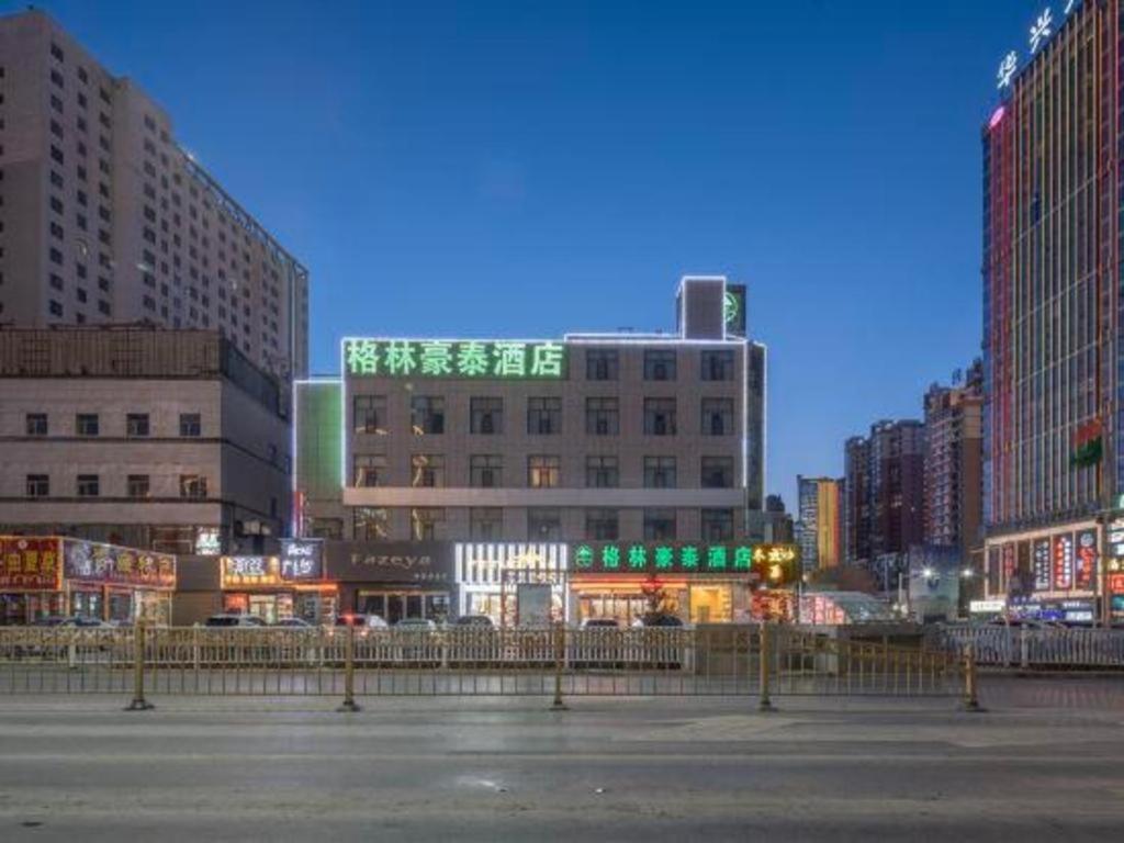 Greentree Inn Geermu Walking Street Business Hotel Golmud Bagian luar foto